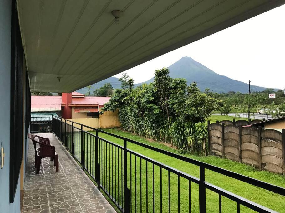 Апартаменты Apartamento Vista Al Arenal Ла Фортуна Экстерьер фото